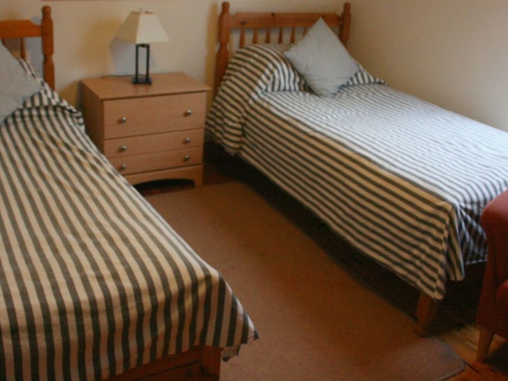 Ross House Bed and Breakfast Roscommon Exteriör bild