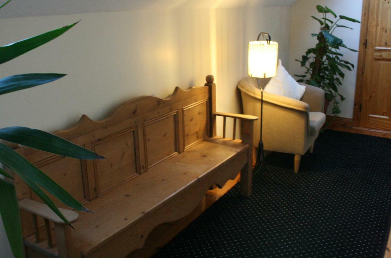 Ross House Bed and Breakfast Roscommon Exteriör bild